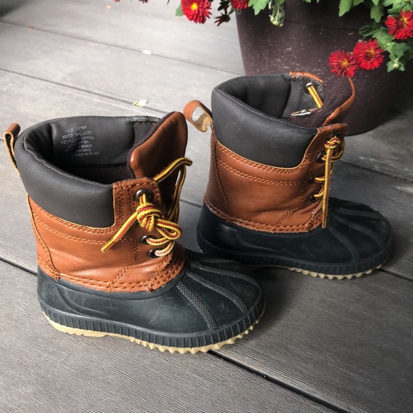 Gap toddler duck boot - Picture 2 of 7